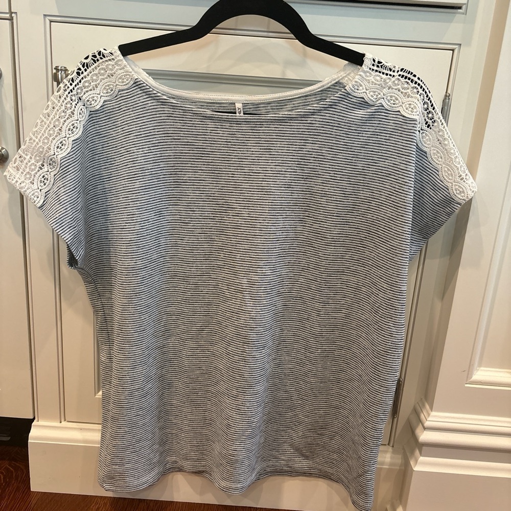Blue and grey stripped lace top!